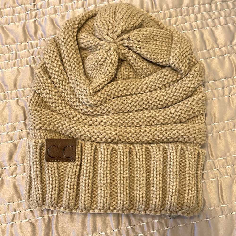 Winter hat beanie